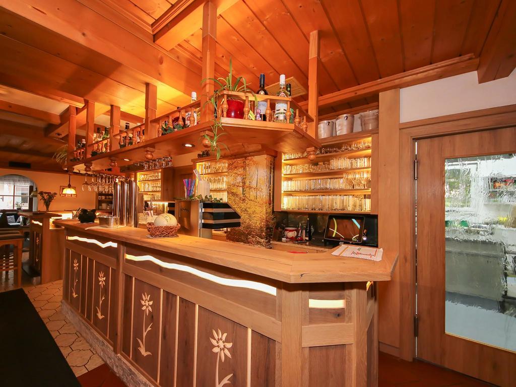 Landgasthof Neuwirt Лофер Экстерьер фото
